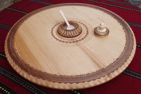 Ръчно изработен въртящ дървен поднос със солница - MAXi