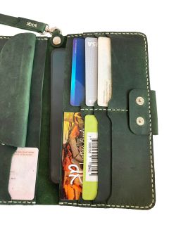 Мъжки елегантен дълъг портфейл от 100% естествена зелена кожа